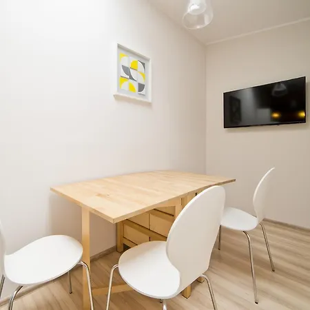 Aparthotel 1 Night In Poznan - Wielka Apartments