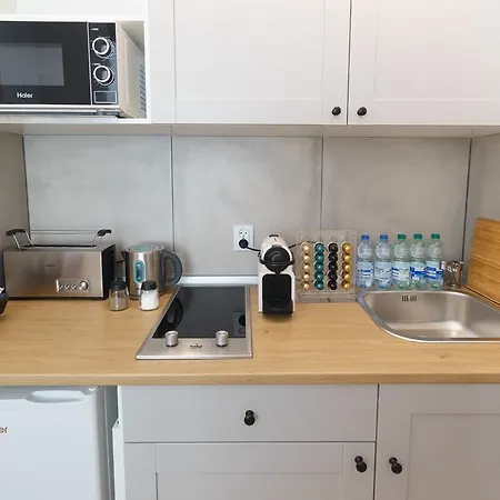 Aparthotel 1 Night In Poznan - Wielka Apartments 3*