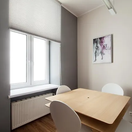 Aparthotel 1 Night In Poznan - Wielka Apartments 3*