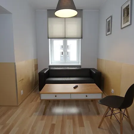 1 Night In Poznan - Wielka Apartments Poznan